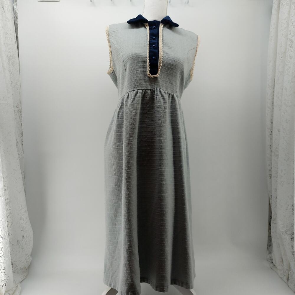 Vintage Women's Dress Blue Velvet Modest Cottagecore Sz 40